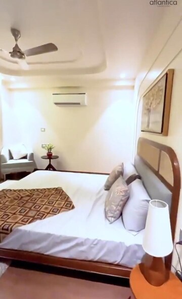 Room in 3.5 BHK Apartment at Gandhi Path – for Sale