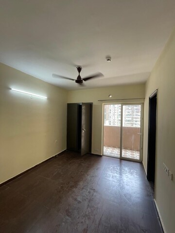 Room in 6+ BHK Builder Floor at Landcraft Golf Links, Pandav Nagar – for Rent