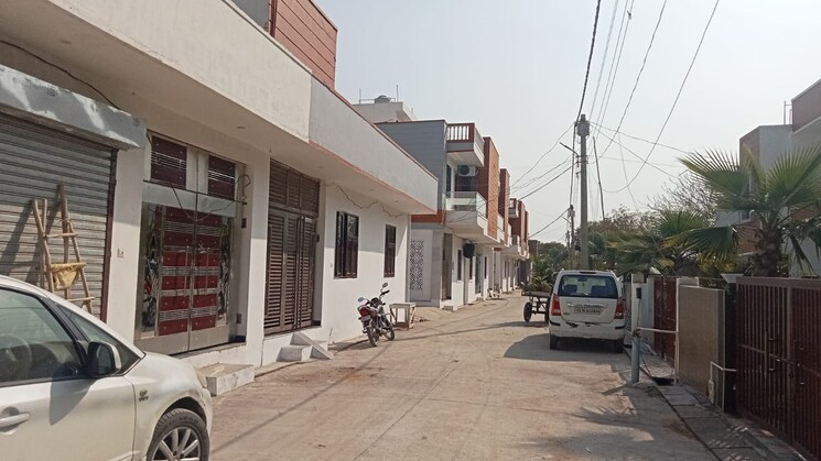 Exterior View, sector 10 2.5 Bedroom 1600 Sq.Ft. Villa In Sector 10 Noida 8952198