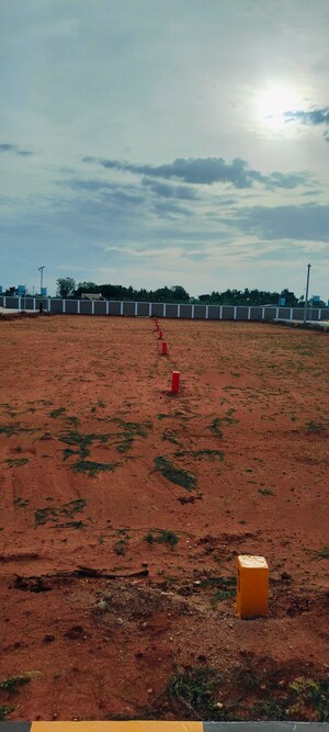  Plot For Sale in Adavathur West