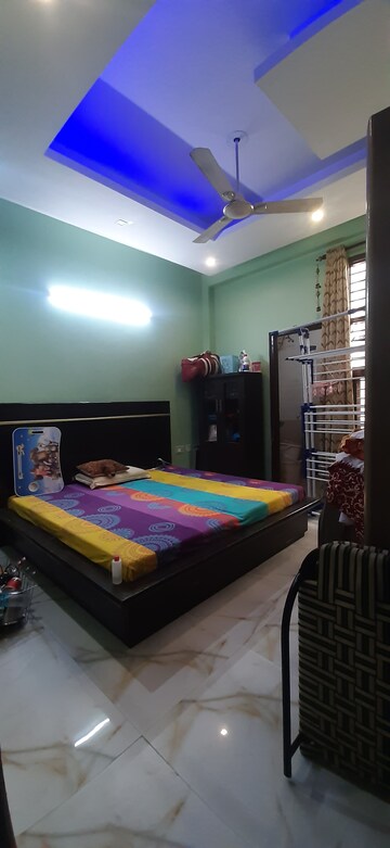 Furnished Amenities in 3 BHK Builder Floor at Land Craft Golf Links Villa, Pandav Nagar – for Sale