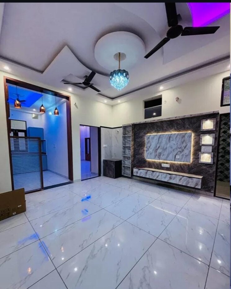 Bedroom, sector 39 3.5 Bedroom 3150 Sq.Ft. Builder Floor In Sector 39 Faridabad 8952222