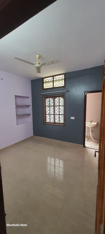 Room in 3 BHK Builder Floor at Rt Nagar – for Rent