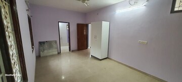 Room in 3 BHK Builder Floor at Rt Nagar – for Rent