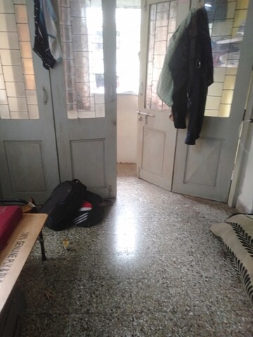 Team Area in 1 BHK Apartment at Shivajinagar – for Rent