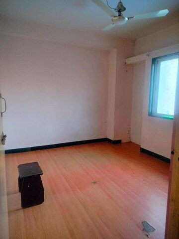 Room in 1 BHK Apartment at Dhankawadi – for Rent
