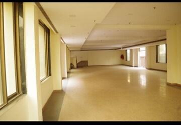 Room in  Office Space at Sector 63 – for Rent