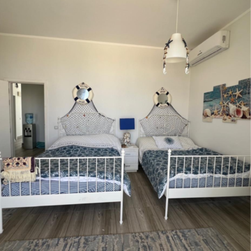 Bedroom in 5 BHK Villa at Andheri West – for Rent