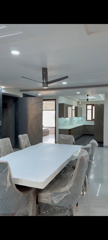 Living Room in 4 BHK Builder Floor at Sector 85 – for Sale