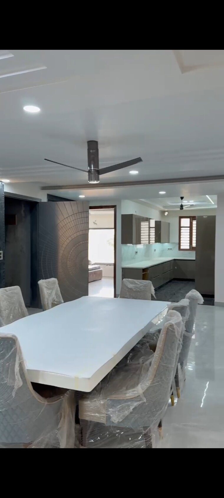 Living Room, sector 85 4 Bedroom 350 Sq.Yd. Builder Floor In Sector 85 Faridabad 8952282