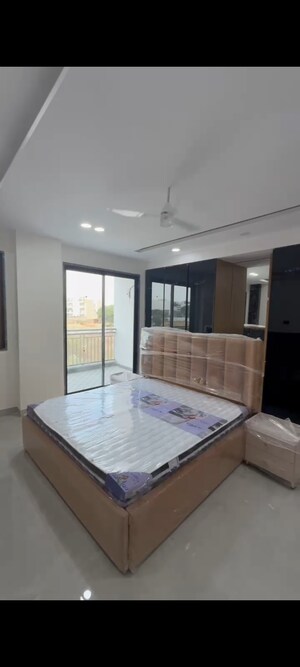 Bedroom in 4 BHK Builder Floor at Sector 85 – for Sale