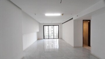 Room in 4 BHK Apartment at Lodha Evoq, Wadala – for Sale