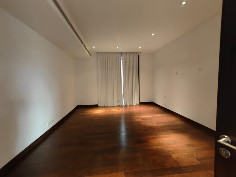 Room, prestige-golfshire 4 Bedroom 5896 Sq.Ft. Villa In Nandi Hills Bangalore 8952338