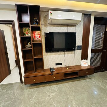 Furnished Amenities in 3 BHK Apartment at Vaishali Nagar – for Rent