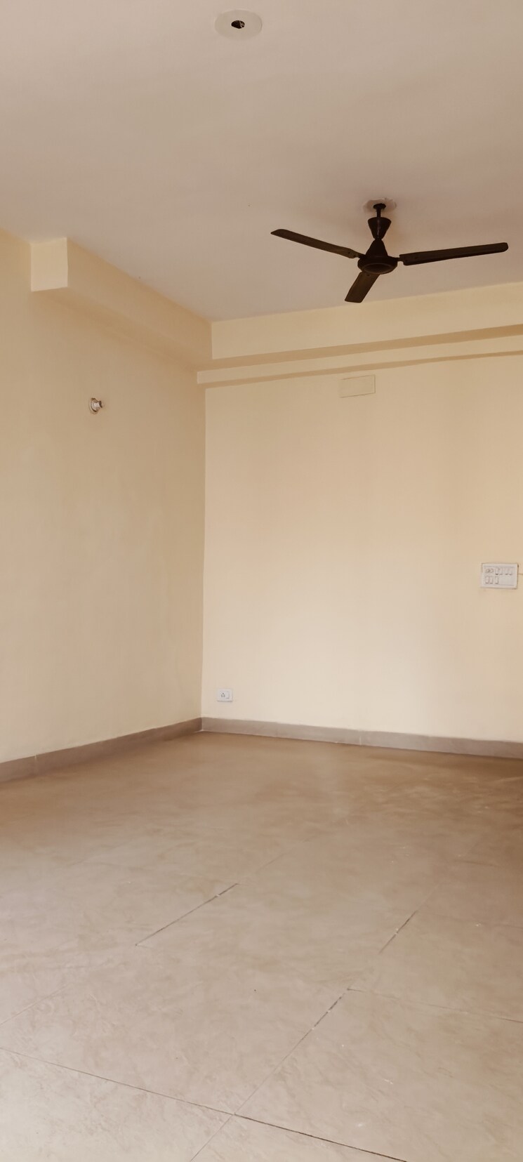 Room, gardenia-golf-city 3 Bedroom 1550 Sq.Ft. Apartment In Sector 75 Noida 8952391