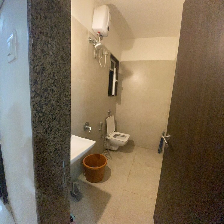Bathroom, puranik-rumah-bali 1 Bedroom 550 Sq.Ft. Apartment In Ghodbunder Road Thane 8952351