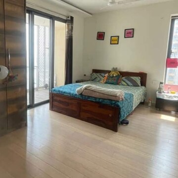 Living Room in 5 BHK Villa at Andheri East – for Rent