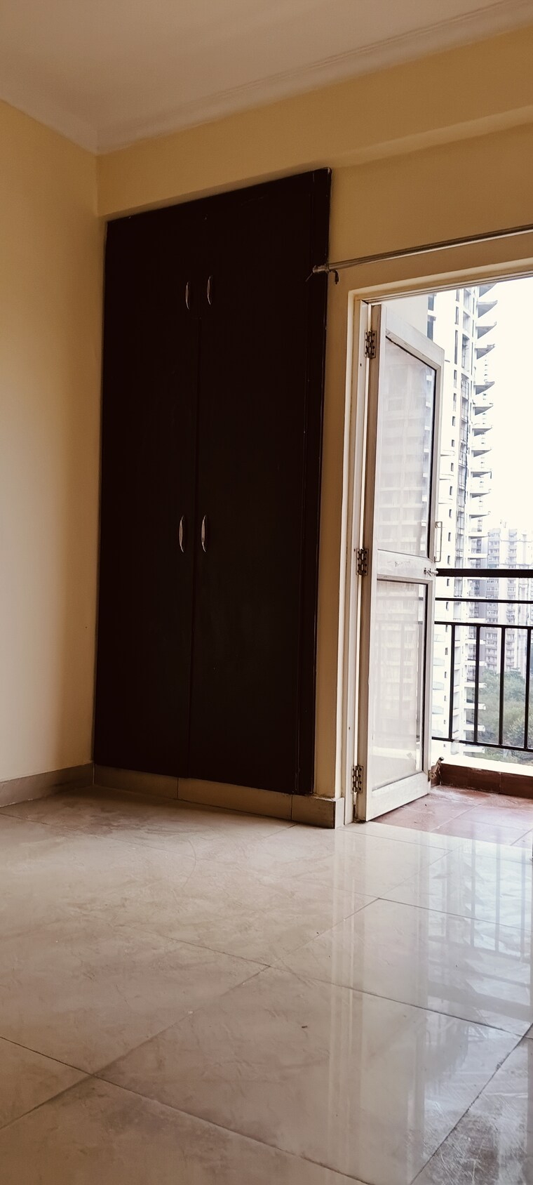 Room, gardenia-golf-city 3 Bedroom 1550 Sq.Ft. Apartment In Sector 75 Noida 8952429