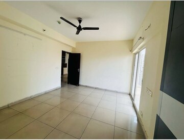 Bathroom in 3 BHK Apartment at Panchsheel Greens II, Sector 16 Greater Noida – for Rent