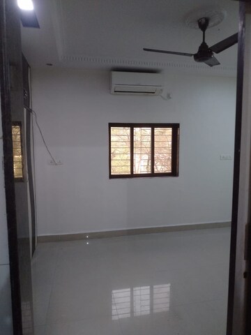 Bathroom in 1 BHK Apartment at Laxmi Apartment Chunabhatti, Chunabhatti – for Rent