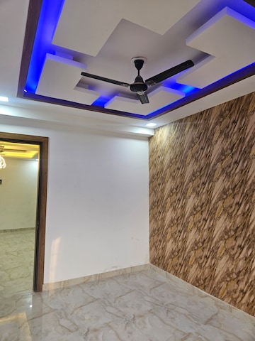 Furnished Amenities in 2 BHK Builder Floor at Jaipuria Heritage, Shahpur Bamheta – for Sale