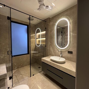 Building Lobby in 5 BHK Villa at Andheri West – for Rent
