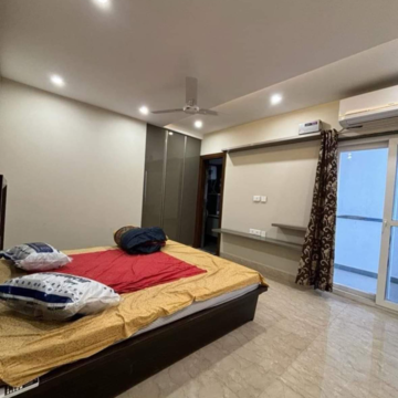 Bedroom in 5 BHK Villa at Andheri West – for Rent