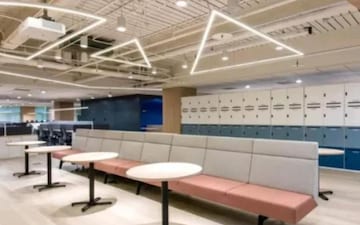 Office Space For Rent in Vittal Mallya Road