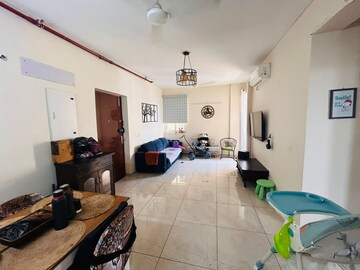 Team Area in 4 BHK Apartment at DLF The Camellias, Sector 42 – for Rent