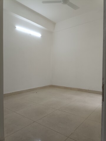 Room in 3 BHK Apartment at Sarvome Shree Homes, Sector 45 – for Rent