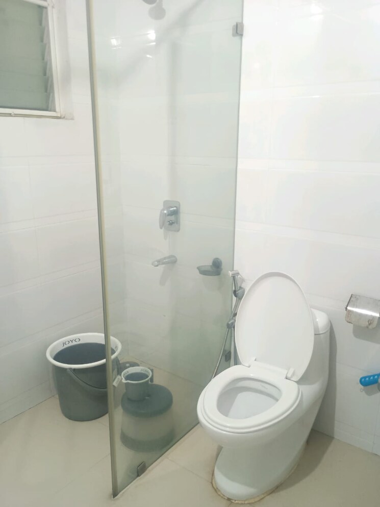Bathroom, babukhan-lakefront 4 Bedroom 3400 Sq.Ft. Villa In Kokapet Hyderabad 8952655