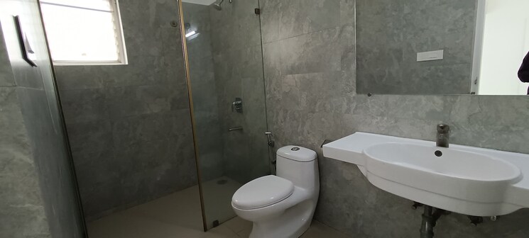 Bathroom, babukhan-lakefront 4 Bedroom 3400 Sq.Ft. Villa In Kokapet Hyderabad 8952655