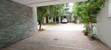 Parking in 4 BHK Villa at Babukhan Lakefront, Kokapet – for Rent