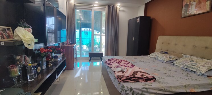 Bedroom, dlf-green-avenue 2 Bedroom 1500 Sq.Ft. Builder Floor In Dlf Phase iv Gurgaon 8952682