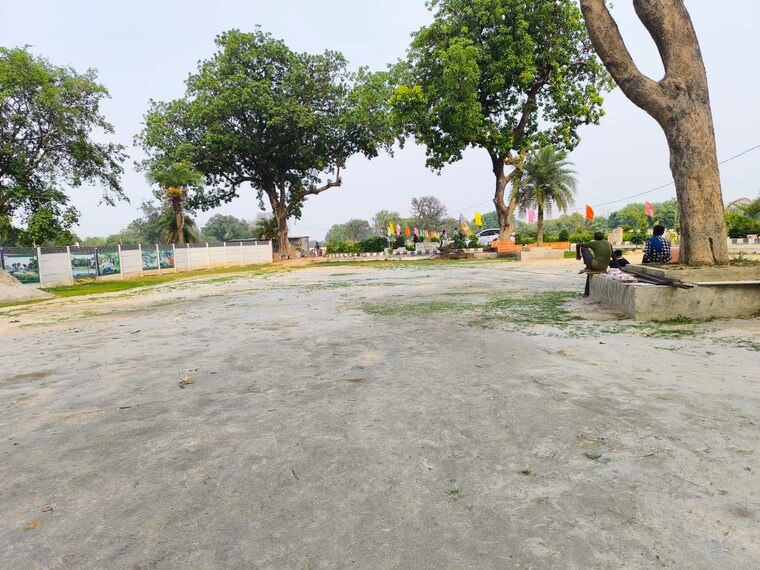 Garden, mohanlalganj  2000 Sq.Ft. Plot In Mohanlalganj Lucknow 8952712