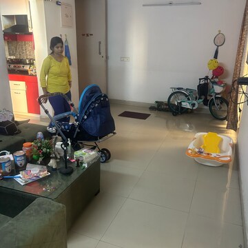Team Area in 2.5 BHK Apartment at Panchsheel Green – for Sale