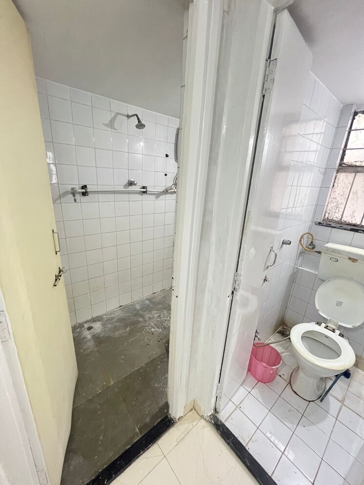 Bathroom, kothrud 2 Bedroom 950 Sq.Ft. Apartment In Kothrud Pune 8952803