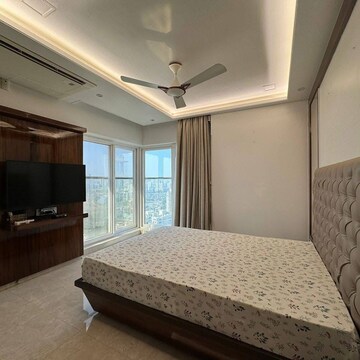 Bedroom in 4 BHK Apartment at Windsor Grande Residences, Prakash Nagar – for Rent