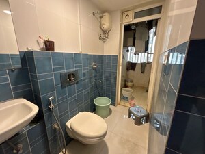 Master Bedroom in 2 BHK Apartment at Lodha Amara, Kolshet Road – for Sale