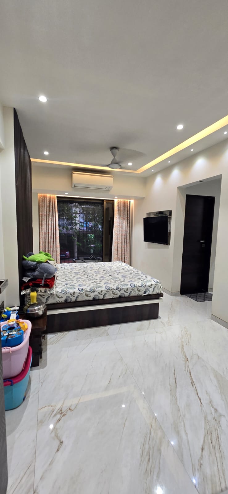 2 BHK + Study Room,Extra Room 685 Sq.Ft. Apartment in Tilak Nagar Building