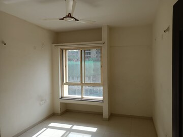 Room in 3.5 BHK Apartment at Nyati Equatorial, Bavdhan – for Rent