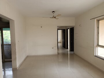 Room in 3.5 BHK Apartment at Nyati Equatorial, Bavdhan – for Rent