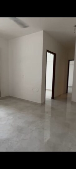 2 BHK Apartment For Sale in Lodha Amara