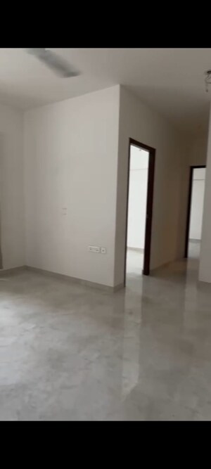 2 BHK Apartment For Sale in Lodha Amara, Kolshet Road