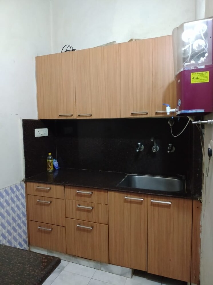 Kitchen, mayur vihar phase 1 2.5 Bedroom 900 Sq.Ft. Builder Floor In Mayur Vihar Phase 1 Delhi 8952920