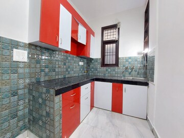 Kitchen in 1 BHK Builder Floor at Mayur Vihar Phase 1 – for Rent