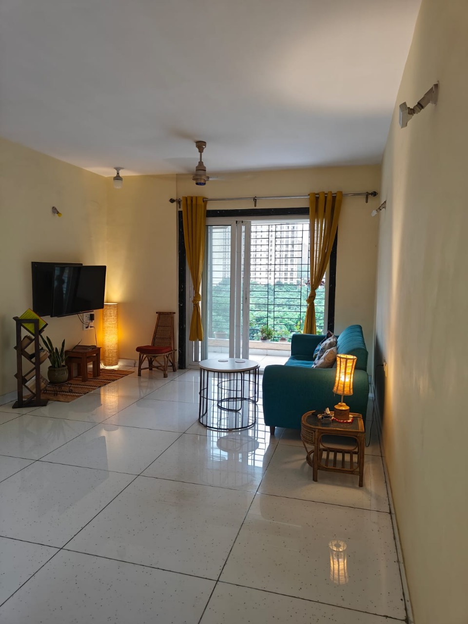 2 BHK Apartment For Rent in Nakshatra Swastik Alps