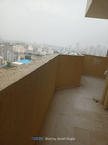 Balcony in 2.5 BHK Builder Floor at Smart World Gems, Sector 89 – for Rent