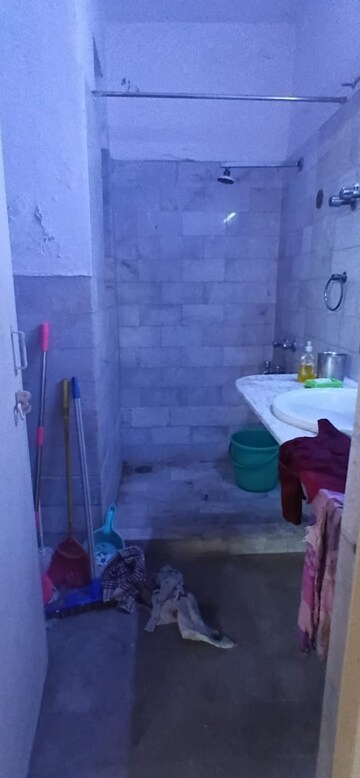 Bathroom in 1 BHK Apartment at Mayur Vihar Phase 1 – for Rent