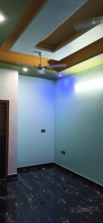 Room in 3 BHK Independent House at Sahastradhara Road – for Rent